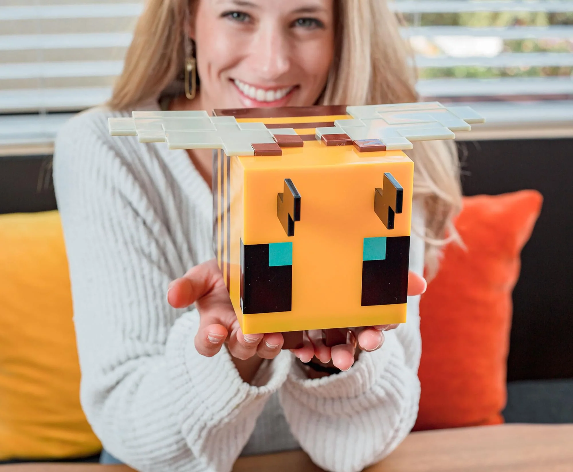 Minecraft Bee Yellow Figural Mood Light - 5 Inches Tall - Image 5